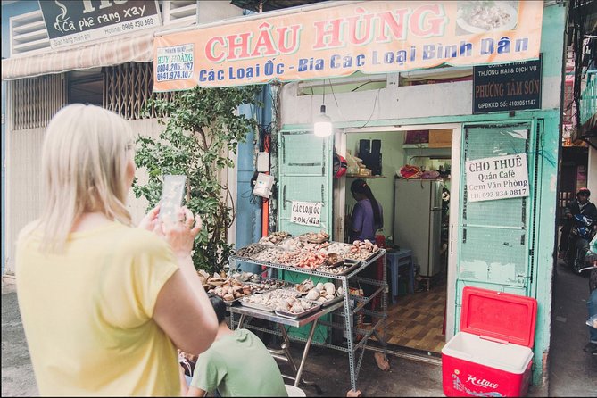 Saigon Authentic Walking Street Food Tour 12+ Tastings Included - What you’ll actually eat: from street classics to off-menu bites
