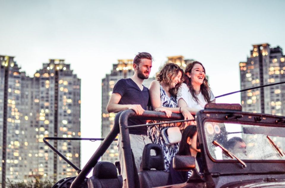 Saigon by Night: Private City Tour by Jeep and Skybar Drink - Night Market Streets and Shopping Stops: Get a Local Feel Without Overplanning