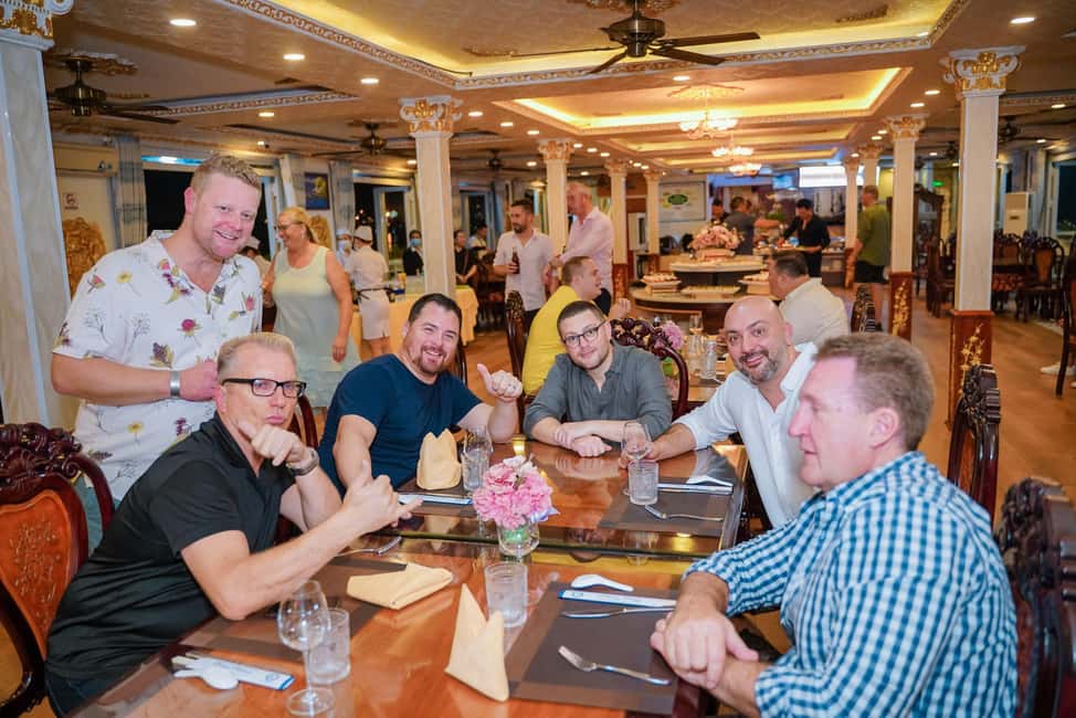 Saigon Dinner On Cruise Tour With Private Table - From Hotel Door to Saigon River at Dusk