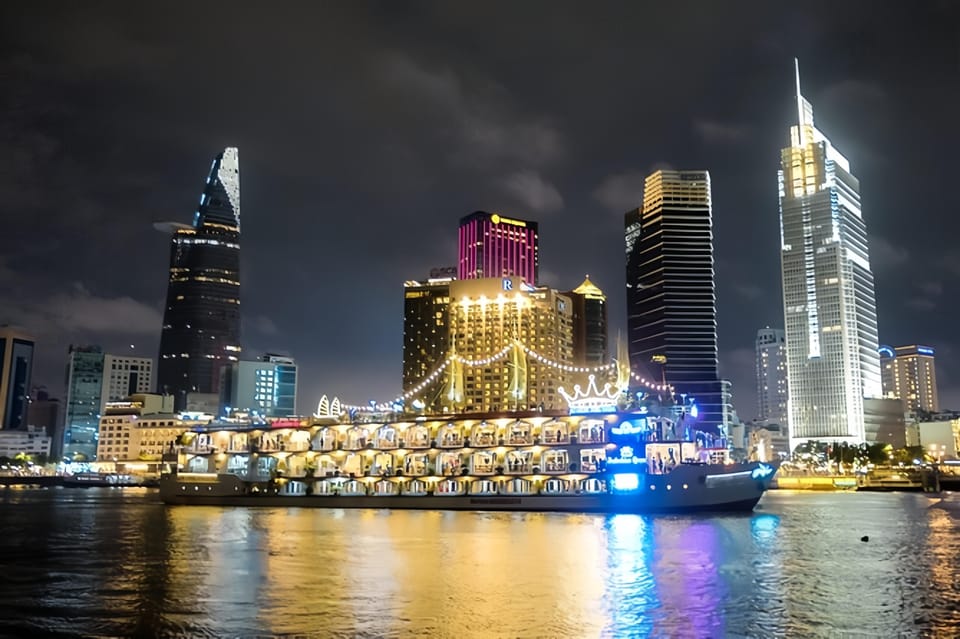Saigon Dinner On Cruise Tour With Private Table - Timing Tips for a Smooth Evening