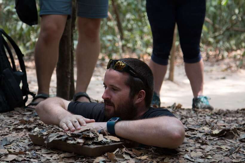Small Group Tour: Ho Chi Minh City and Cu Chi Tunnels - Starting at Ben Thanh: the smooth pickup and long-day reality