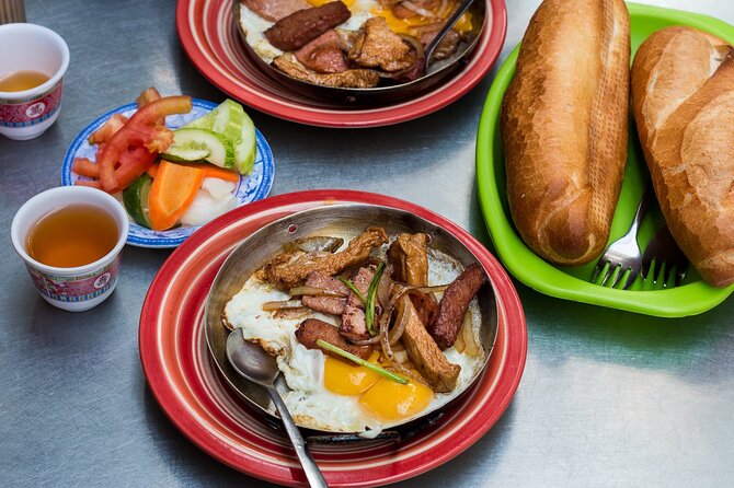 Super Niche Walking Street Food Tour in Ho Chi Minh City - Transportation Mix: Taxis When Needed, Walking When It Pays