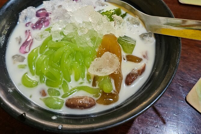 Unique Taste of Saigon Street Food Tour - Guide, Extras, and Why “Local” Makes a Difference Here