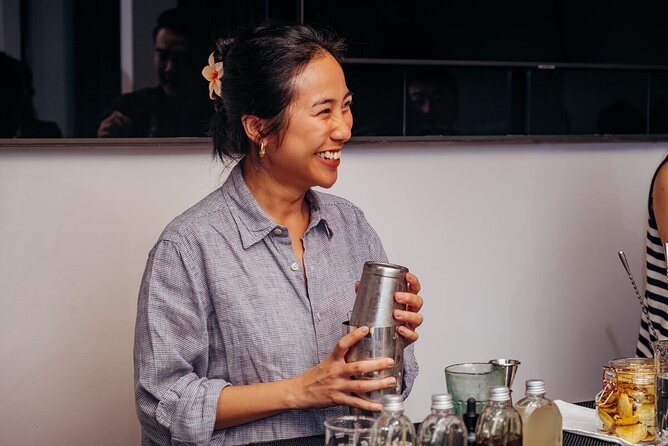 Uniquely Vietnamese Cocktails Workshop in Hồ Chí Minh City - Logistics that make the evening smoother