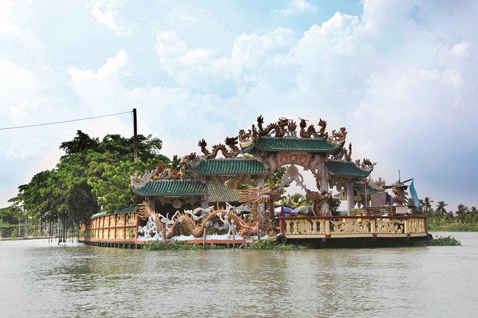 VIP Tour in Dragon Floating Temple sightseeing by SpeedBoat - Cruise Time: Saigon Bridge, Saigon Port, and Thanh Da Island