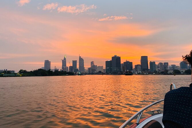VIP Tour in Saigon: Romantic Sunset Cocktail by SpeedBoat - Who the guides are matters more than you think