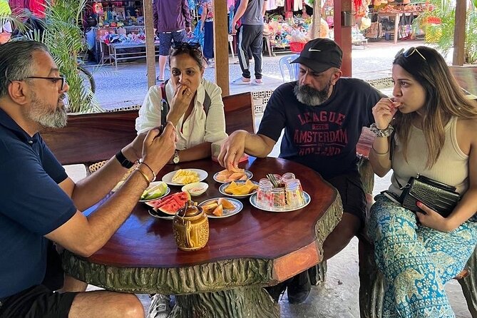 VIP Tour: Mekong Delta 1 Day | Option: Better Lunch - Guide Matters: English Support and Thuy’s Photo Help